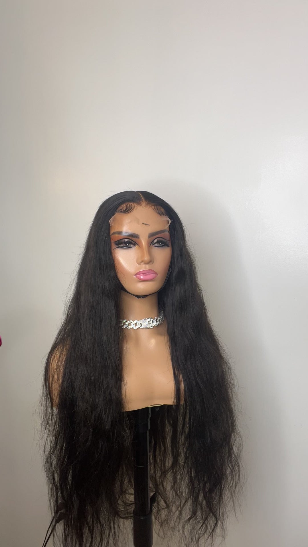 
                  
                    Load and play video in Gallery viewer, &amp;quot;Luxury&amp;quot; - 30&amp;quot; 5x5 Black Lace Closure Human Hair Wig
                  
                